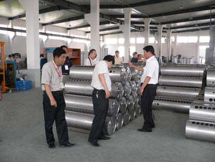 建設(shè)部領(lǐng)導(dǎo)參觀神太公司